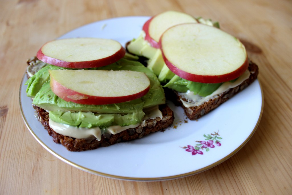 Apfel Avocado Brot Head Of Goodlife