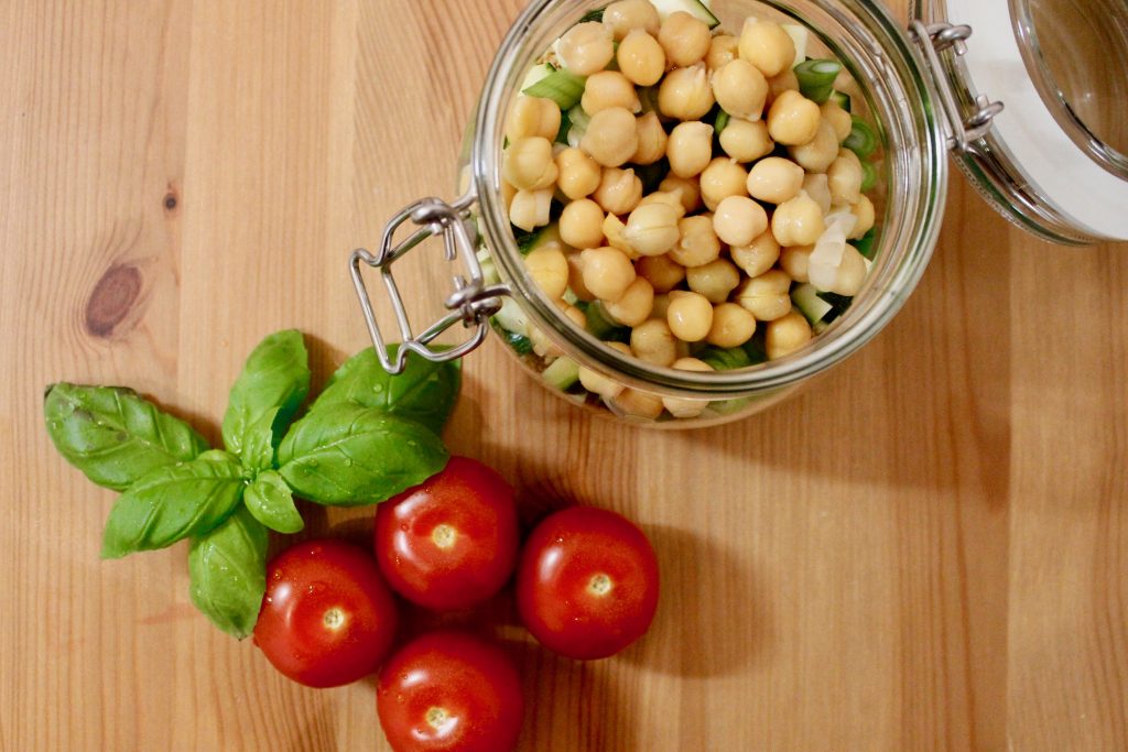 Tomaten, Basilikum, Kichererbsen